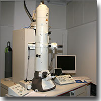 HRTEM-Mikroskop